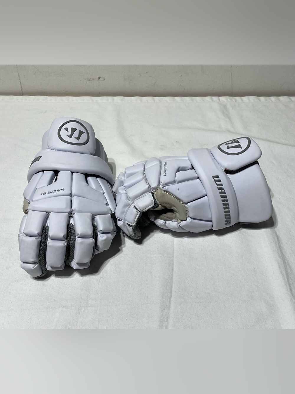Warrior Burn Lacrosse Gloves Adult L 13” White Bone System REED Player